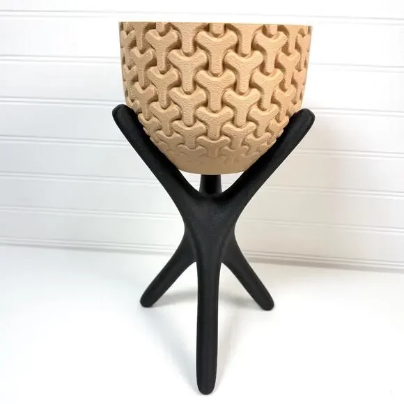 Triova Cachepot, Indoor Tabletop Planter Pot, No Drainage Holes, Elevated Design - Picture 5 of 13